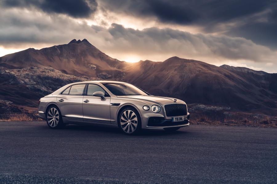  Bentley Flying Spur Blackline 2019 года  (WW) (фото 31 из 40)